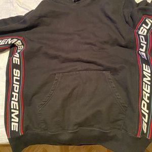 Supreme hoodie, Size L